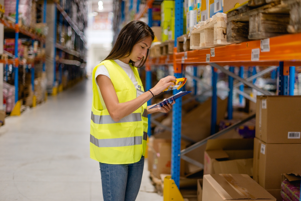 Revolutionizing Warehouse Operations: Unleashing the Power of P4 Warehouse Cloud WMS for the Modern Era!